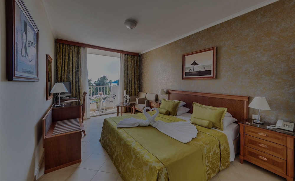 Standard Double or Twin Room, Sea View photo 2