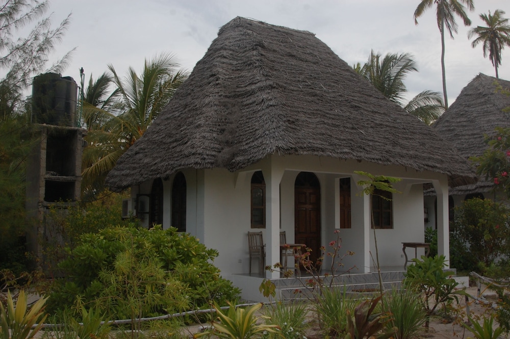 Standard Triple Room, Garden View