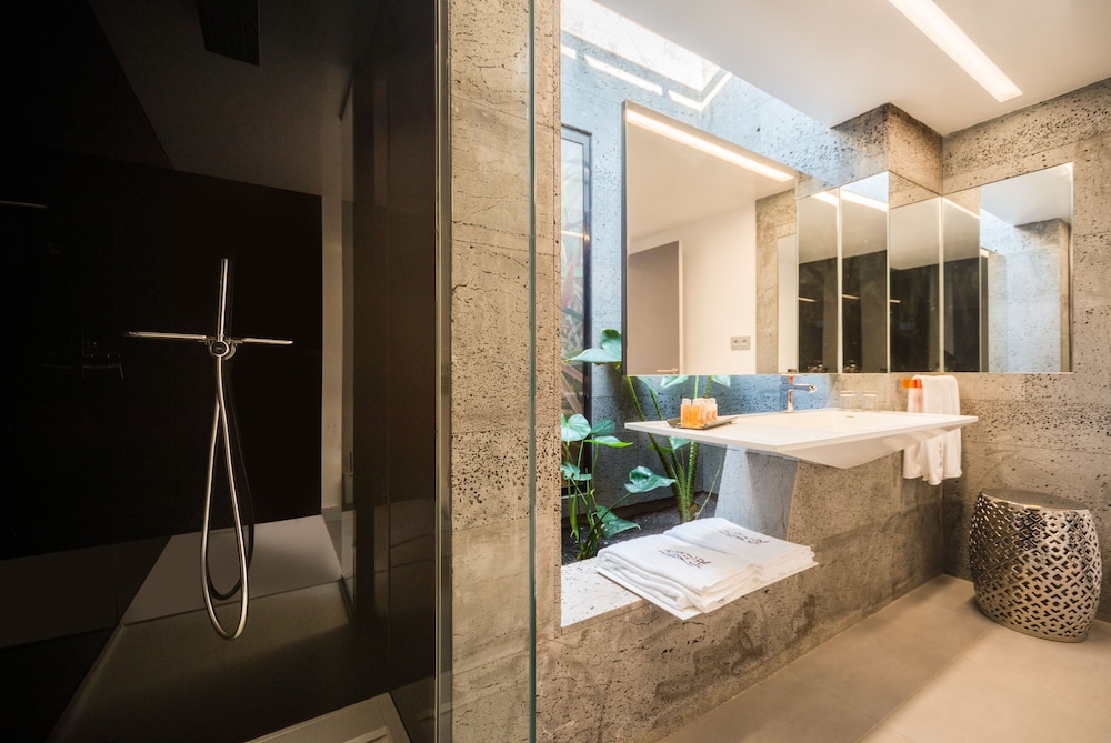 Suite Excellence Atlantic, High Floor (2 adults) - Photo 5