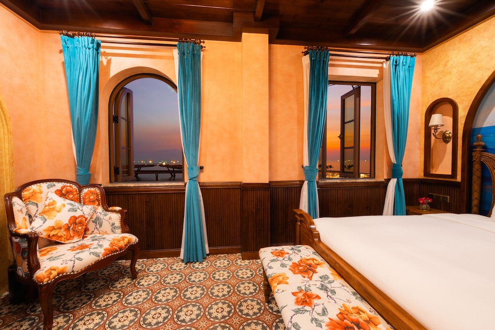 Mare Amoris, Ocean View, 1 King Bed with Window - Photo 5