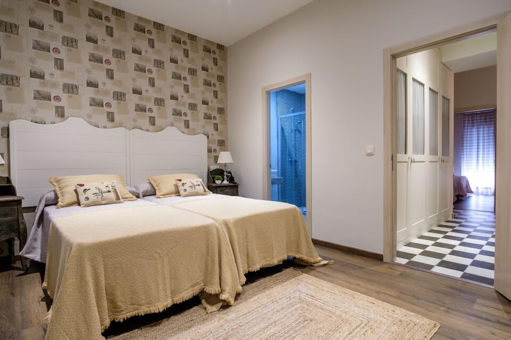 Single Room, 1 Double or 2 Twin Beds photo 3
