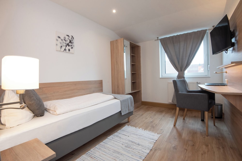 Comfort Single Room