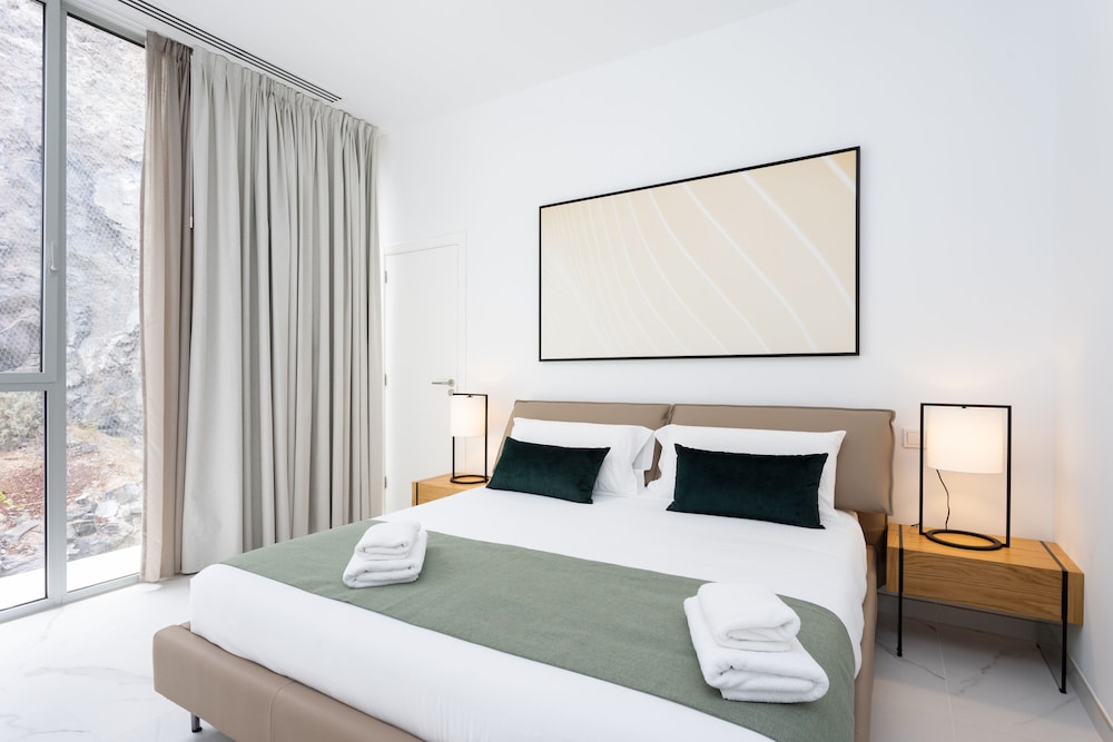 Suite, 3 Bedrooms, Private Pool (B5.1)