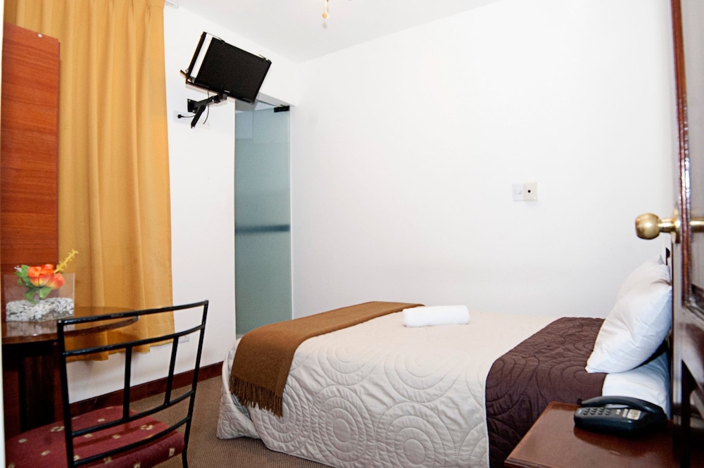 Single Room photo 2