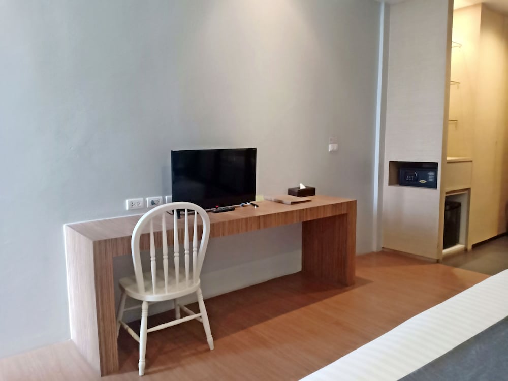 Deluxe room only (No Breakfast / No Transfer) - Photo 10
