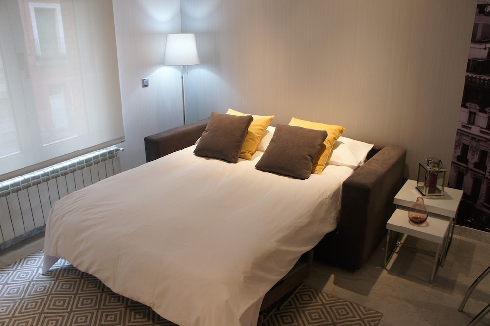 Duplex, 2 Bedrooms, Terrace photo 3