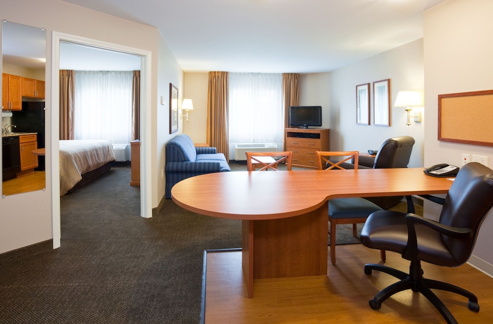 Suite, 1 Bedroom, Accessible Bathtub (Communications, Mobility) - Photo 3