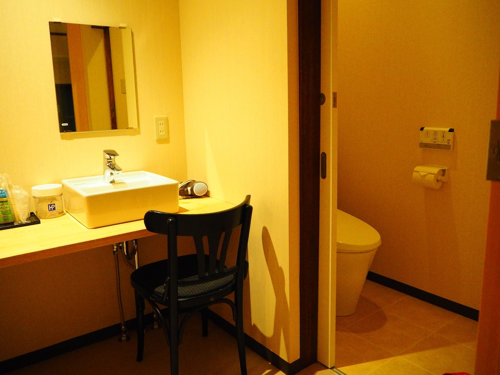 Family Room With Shower And Hot Spring, Non Smoking photo 2