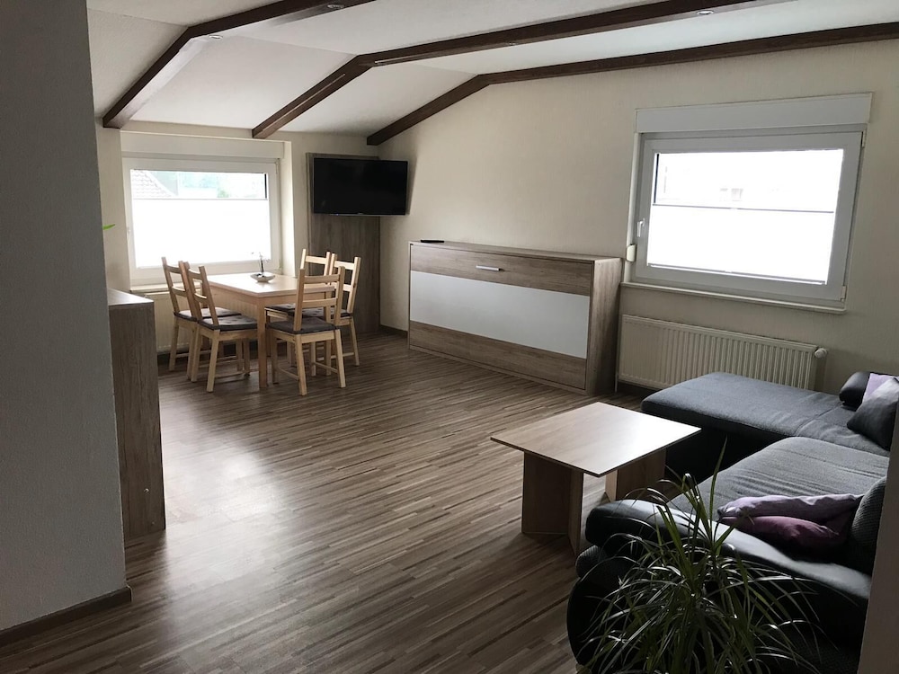 Apartment photo 2