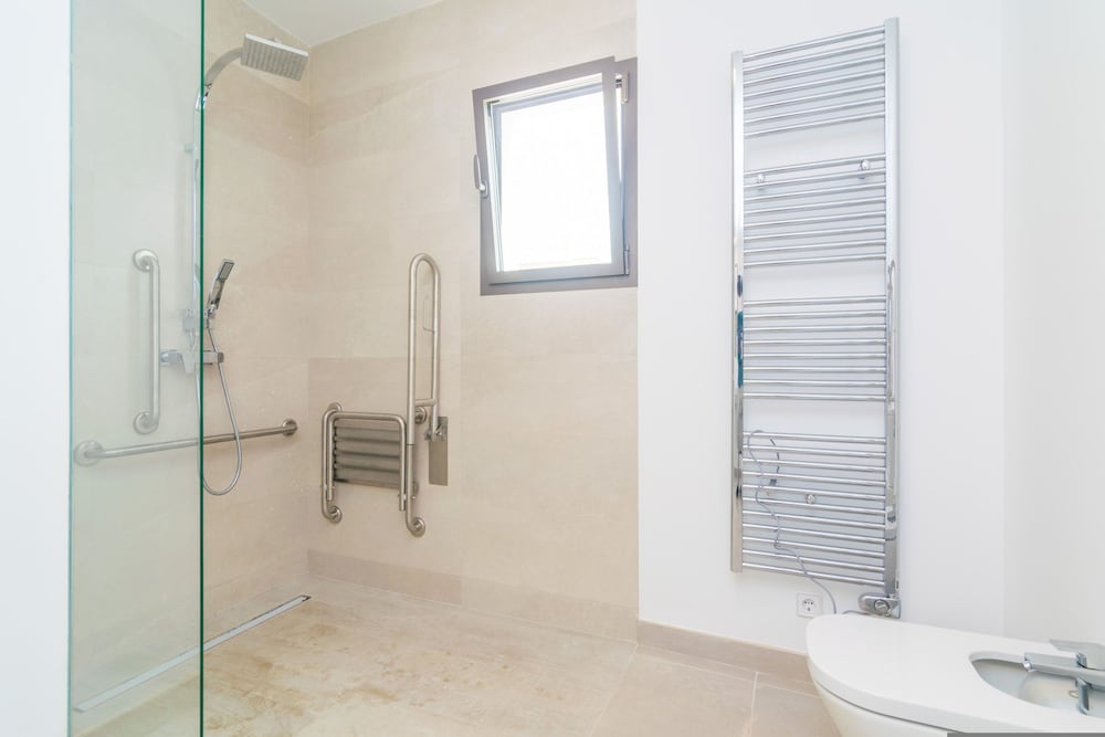 Villa, Accessible photo 3