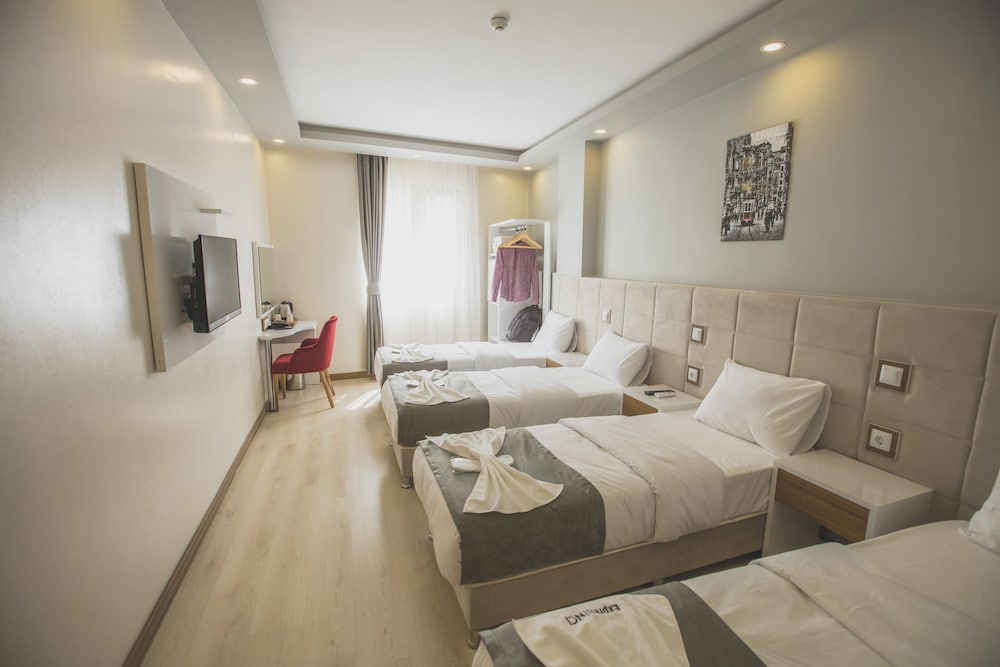Deluxe Quadruple Room photo 1