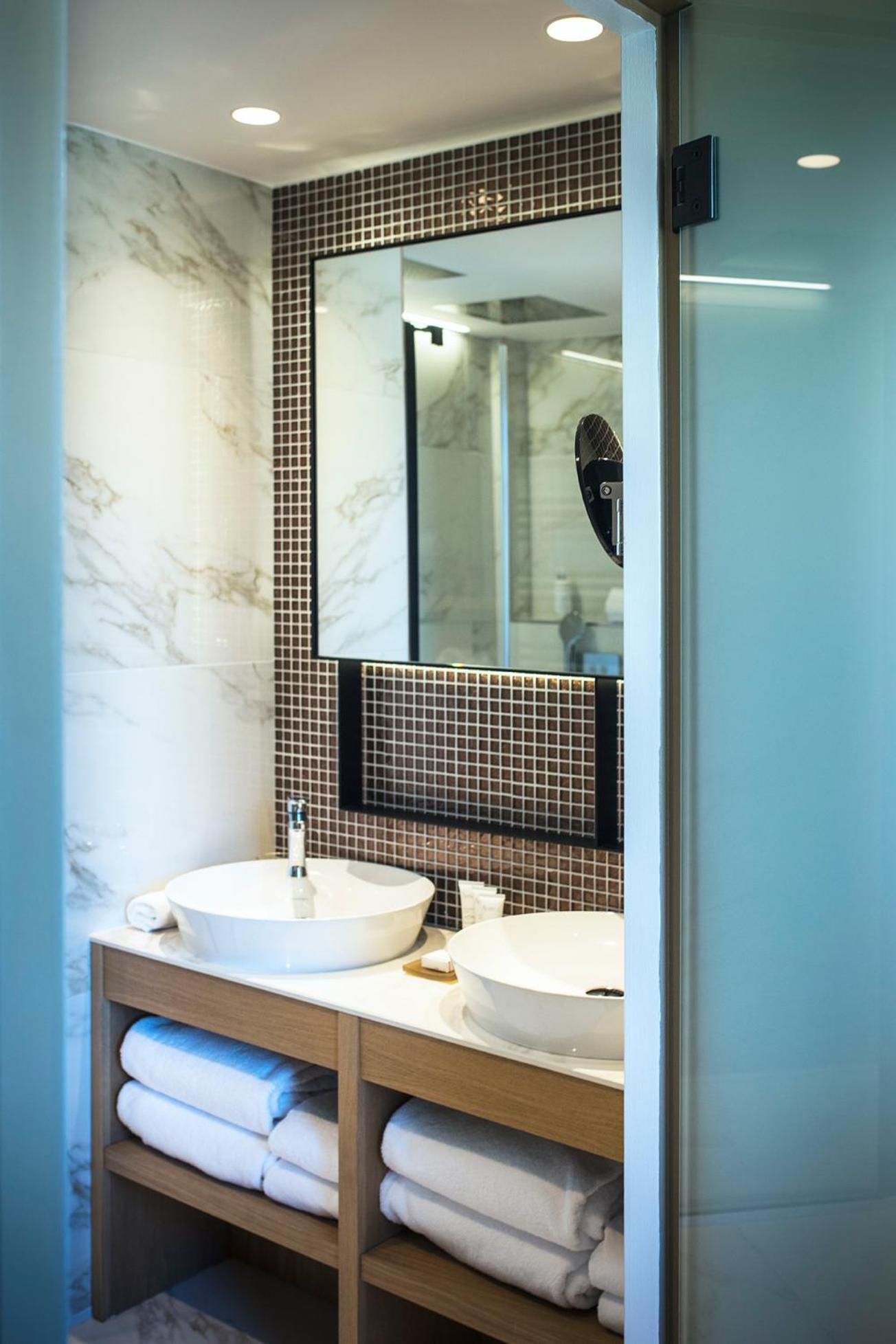 Pelican Suite with Terrace - Photo 5