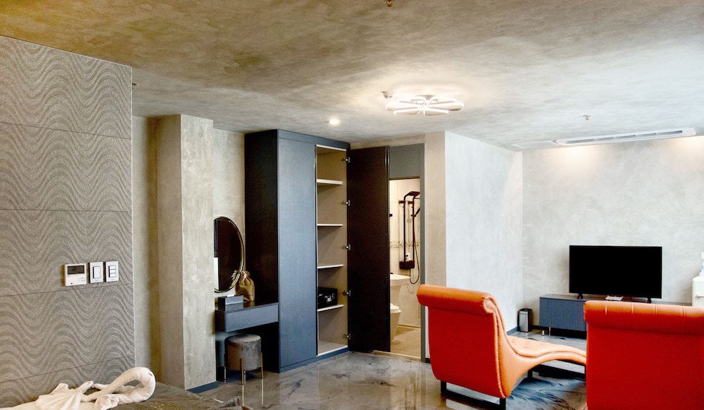 Superior Double or Twin Room - Photo 2