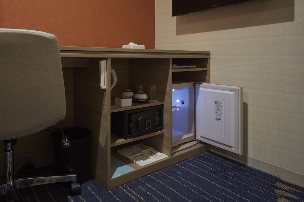 17th-24th Semi-Double Room, Non Smoking - Photo 7