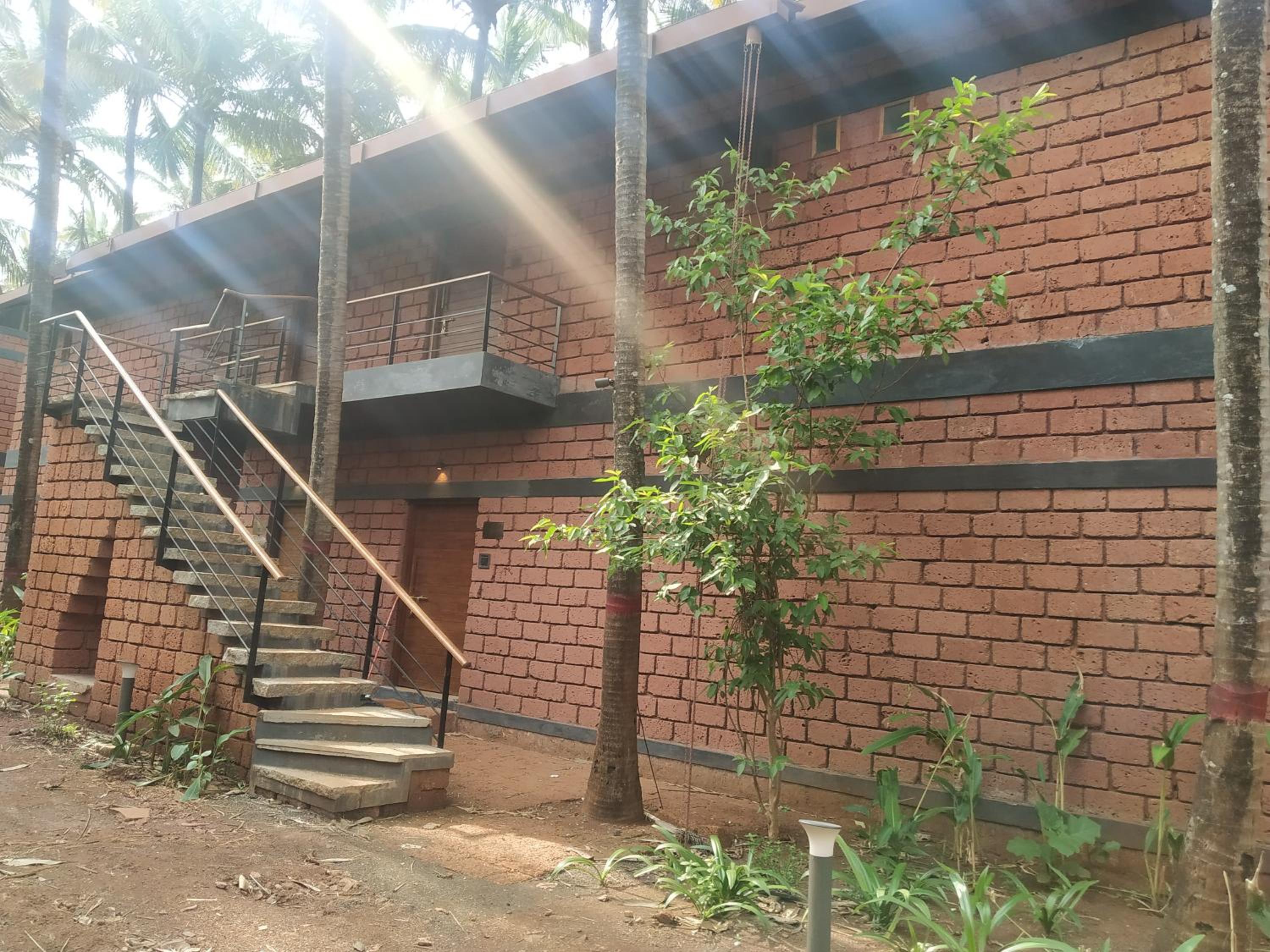 Villa photo 2