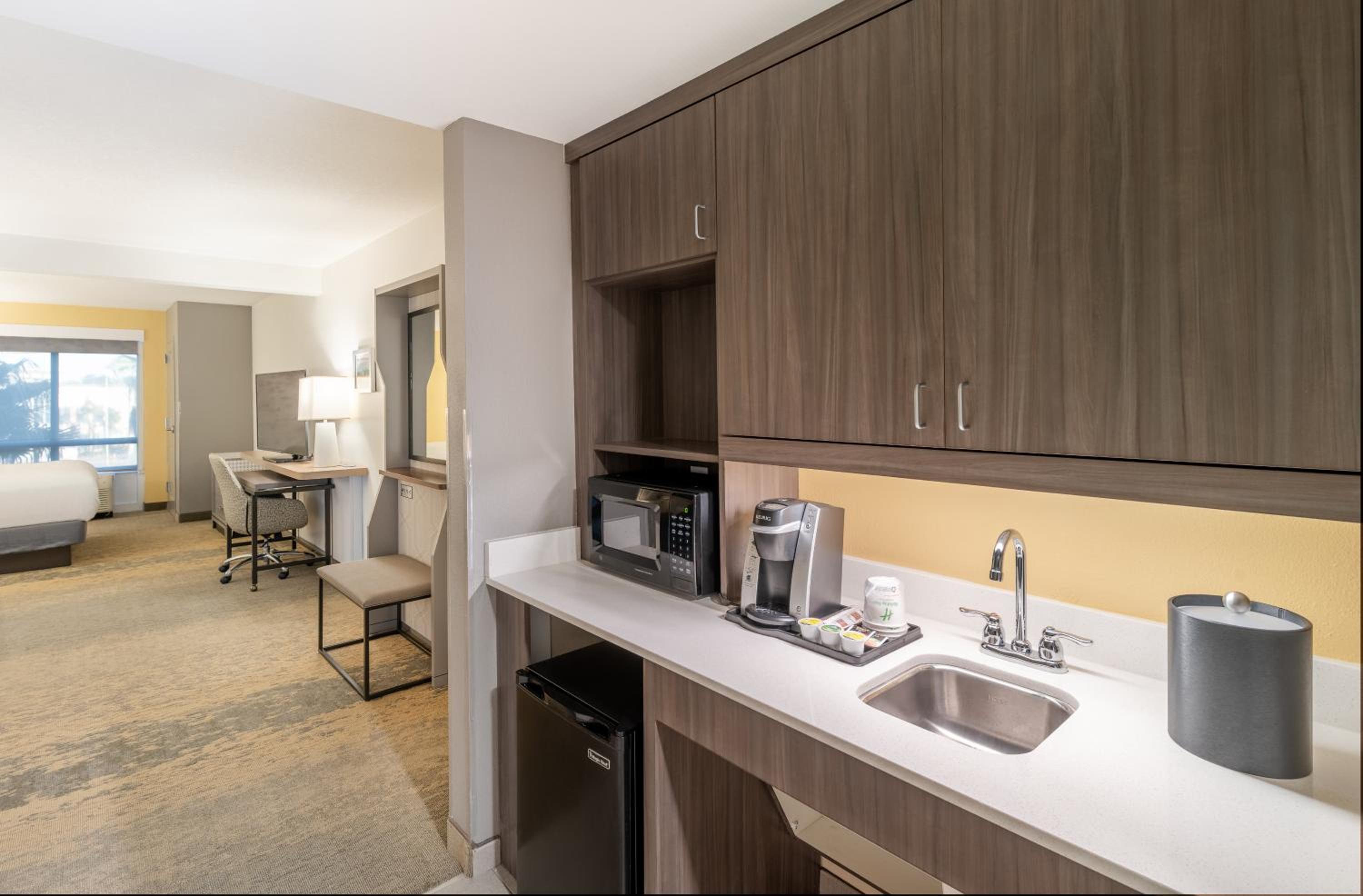 Two-Bedroom Suite - Photo 1