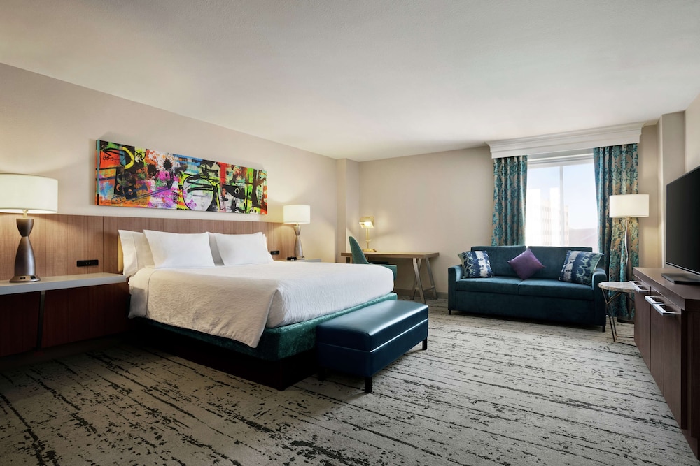 Suite, Accessible - Photo 2