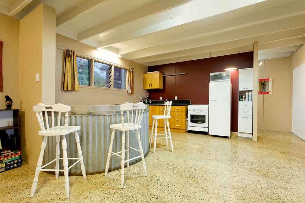 6 Bedrooms (Main House + 3 Studios) photo 3