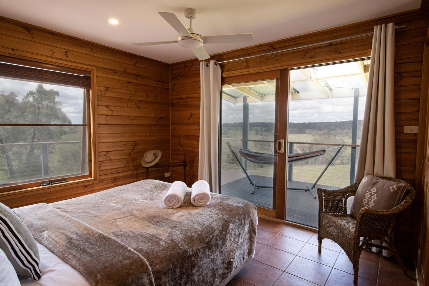 Three-Bedroom Spa Cottage with Mountain View (8 Adults) photo 2