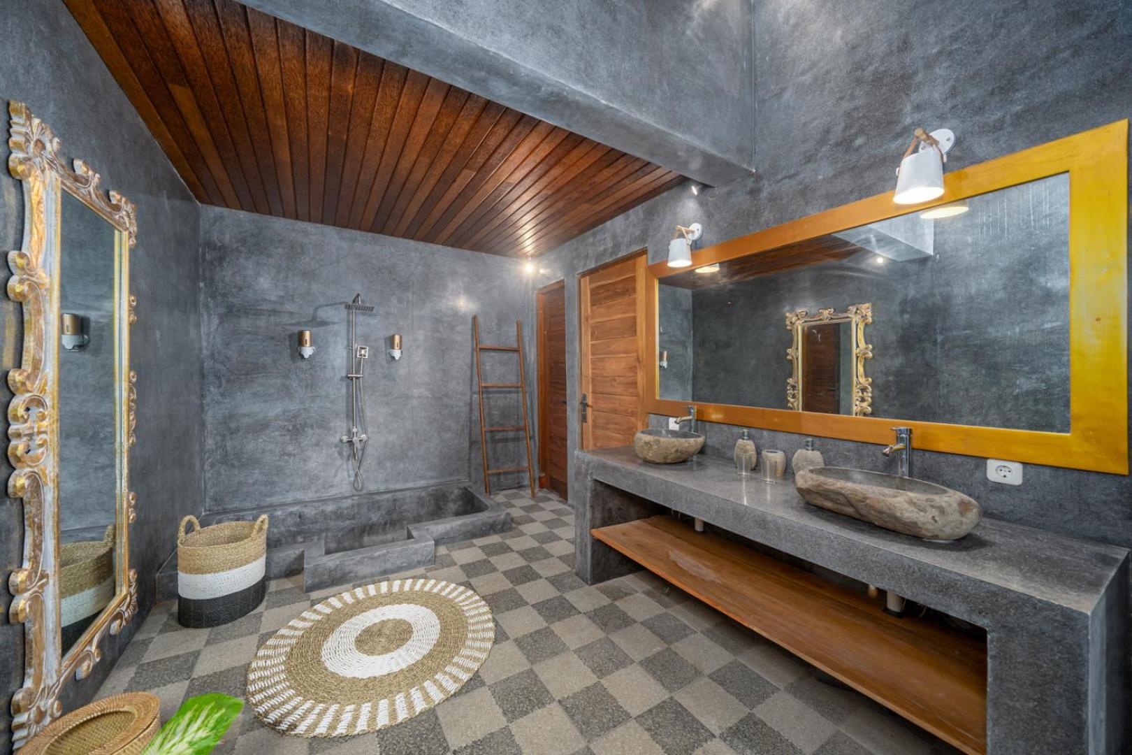 Two-Bedroom Villa - Photo 16