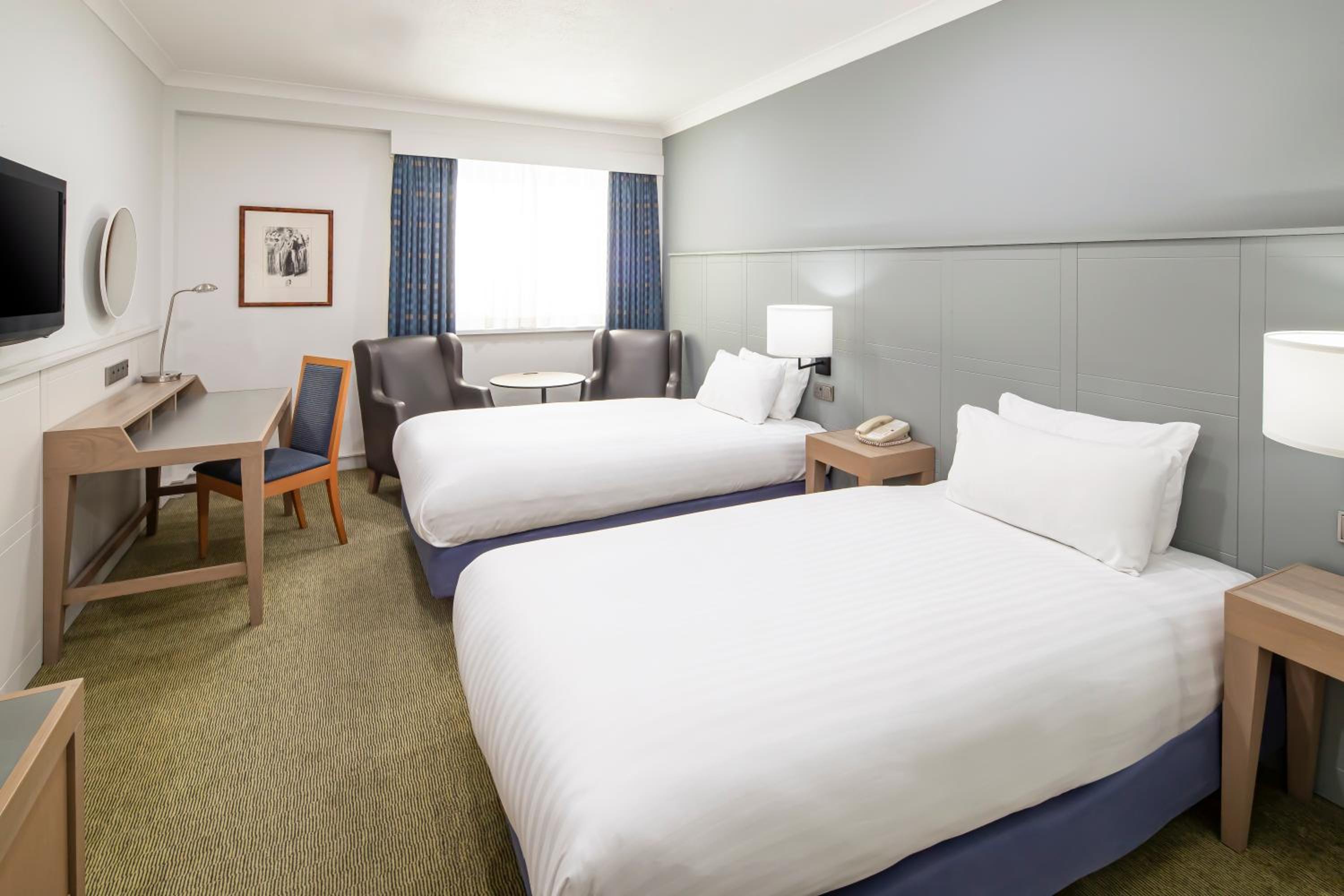 Twin Room with Marina View - Photo 2