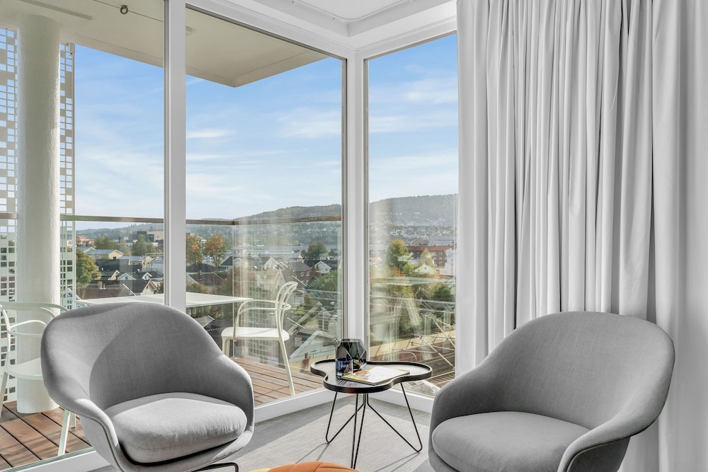 Apartment with balcony - Photo 3