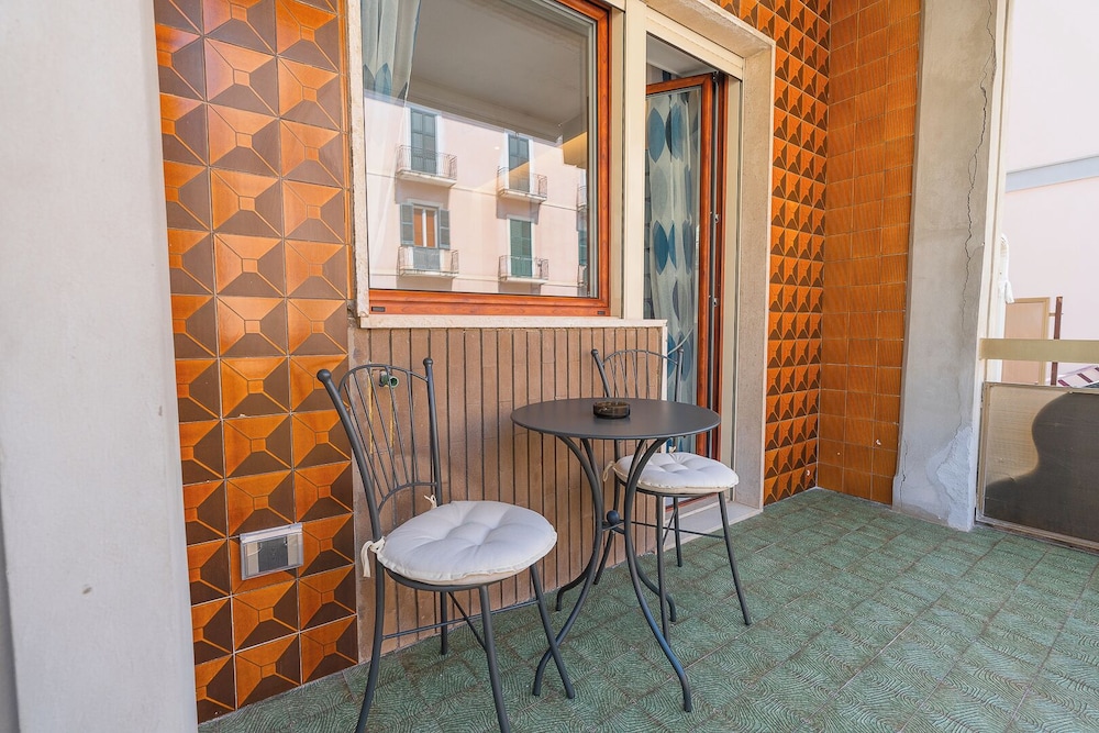 Deluxe Triple Room, Balcony, Sea View