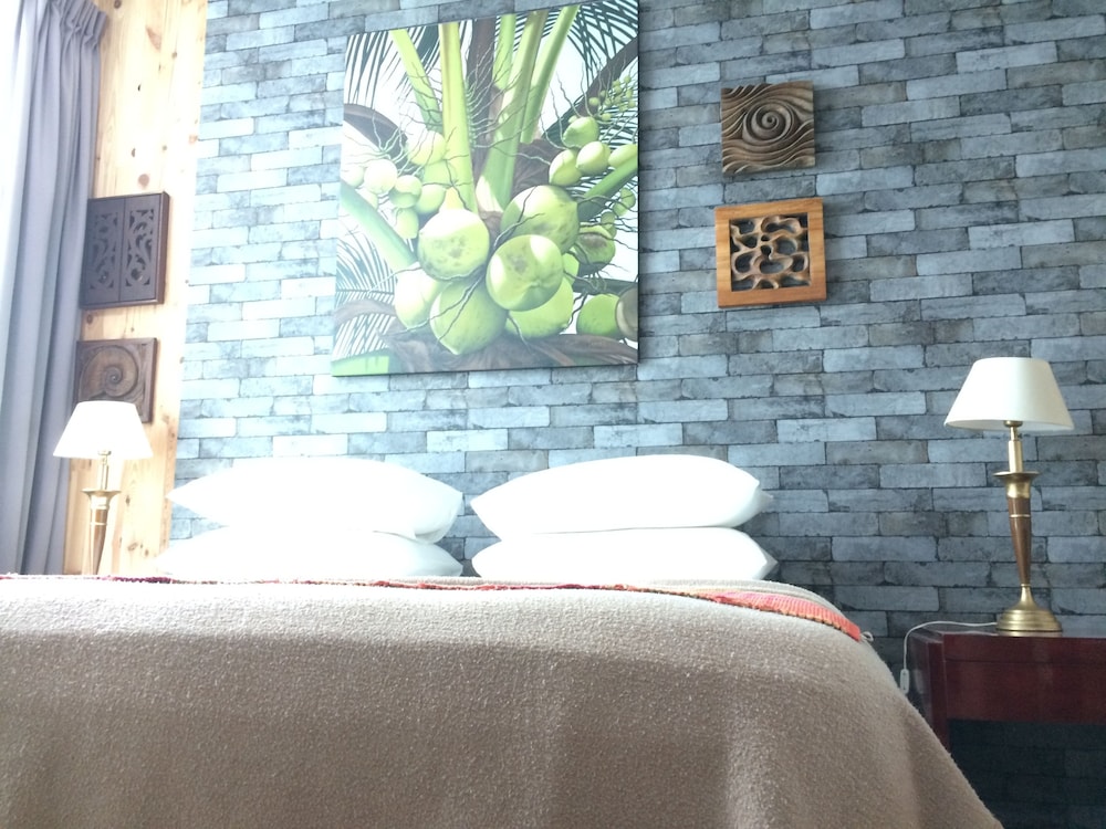 One Bedroom photo 1