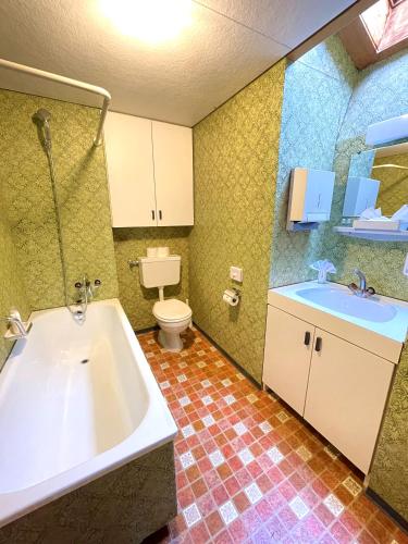 Apartment with Lake View photo 2
