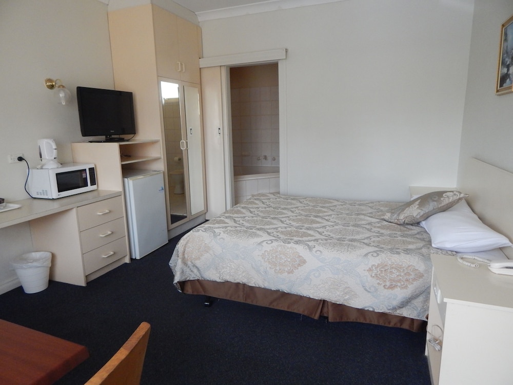 Standard Double Room, Jetted Tub photo 2