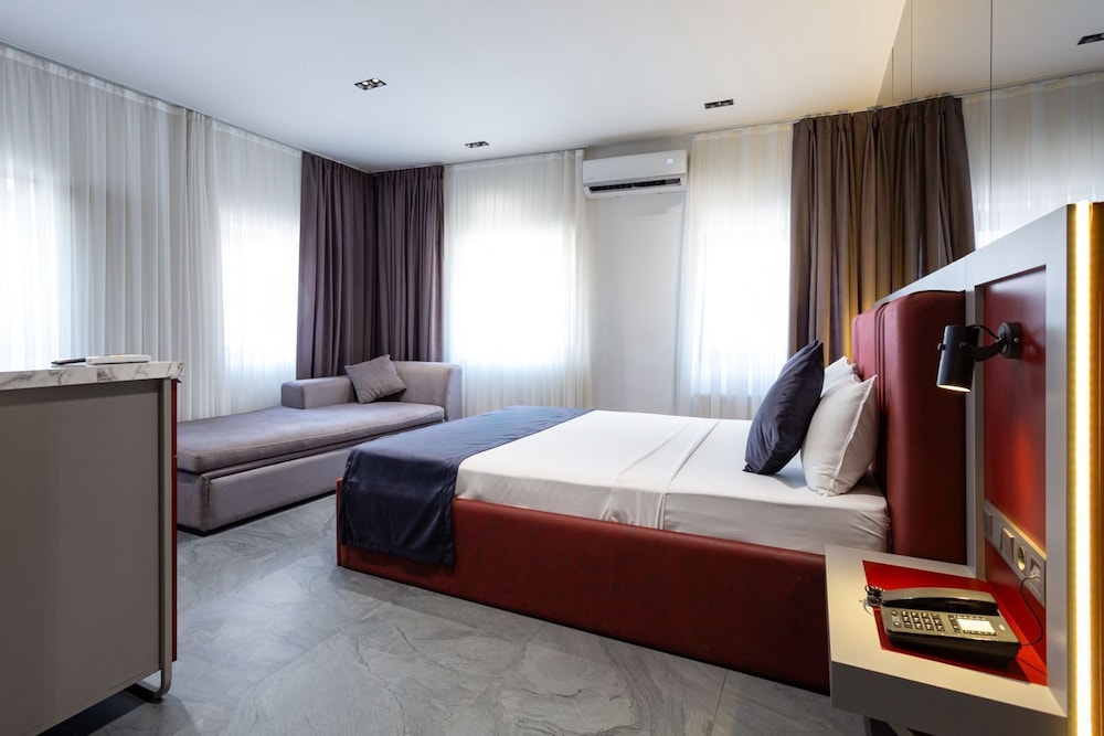 Deluxe Double Room photo 2