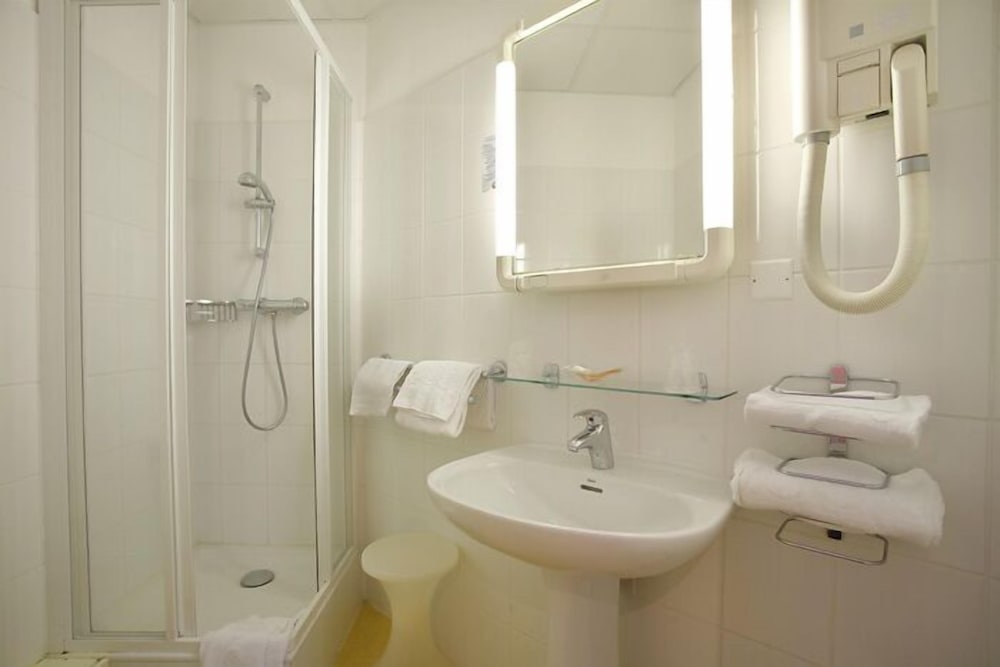 Comfort Twin Room - Photo 4