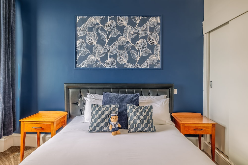 Small Double Room - Photo 2