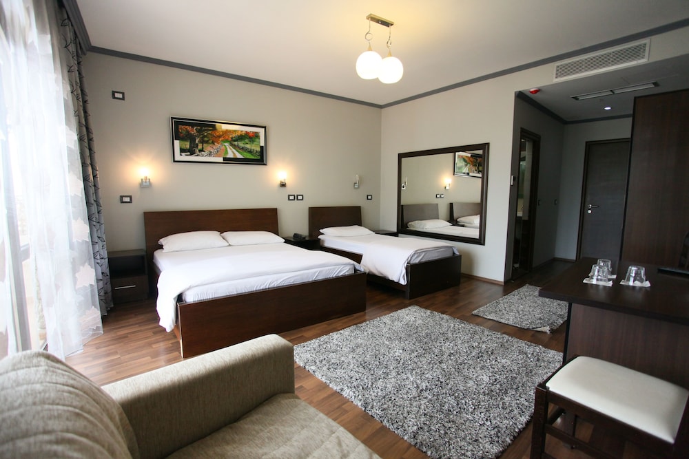 Standard Triple Room photo 1