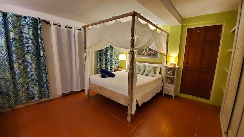 Classic Apartment, 1 Bedroom, Sea View photo 1