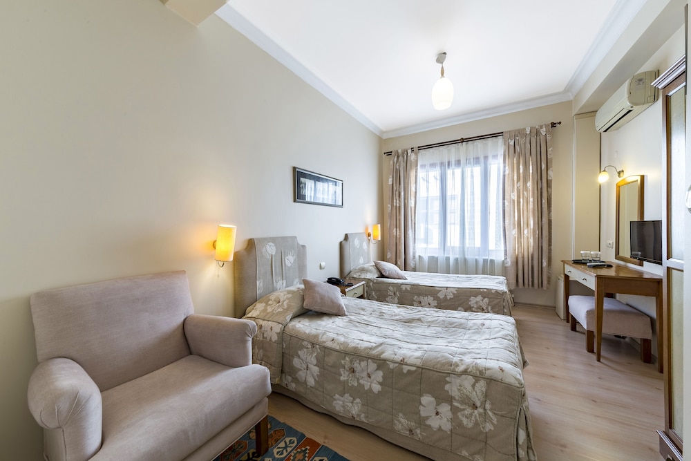 Double or Twin Room photo 1