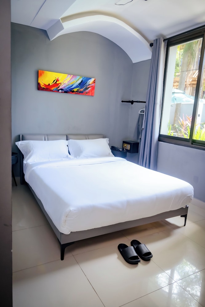 Standard Single Room, Garden View