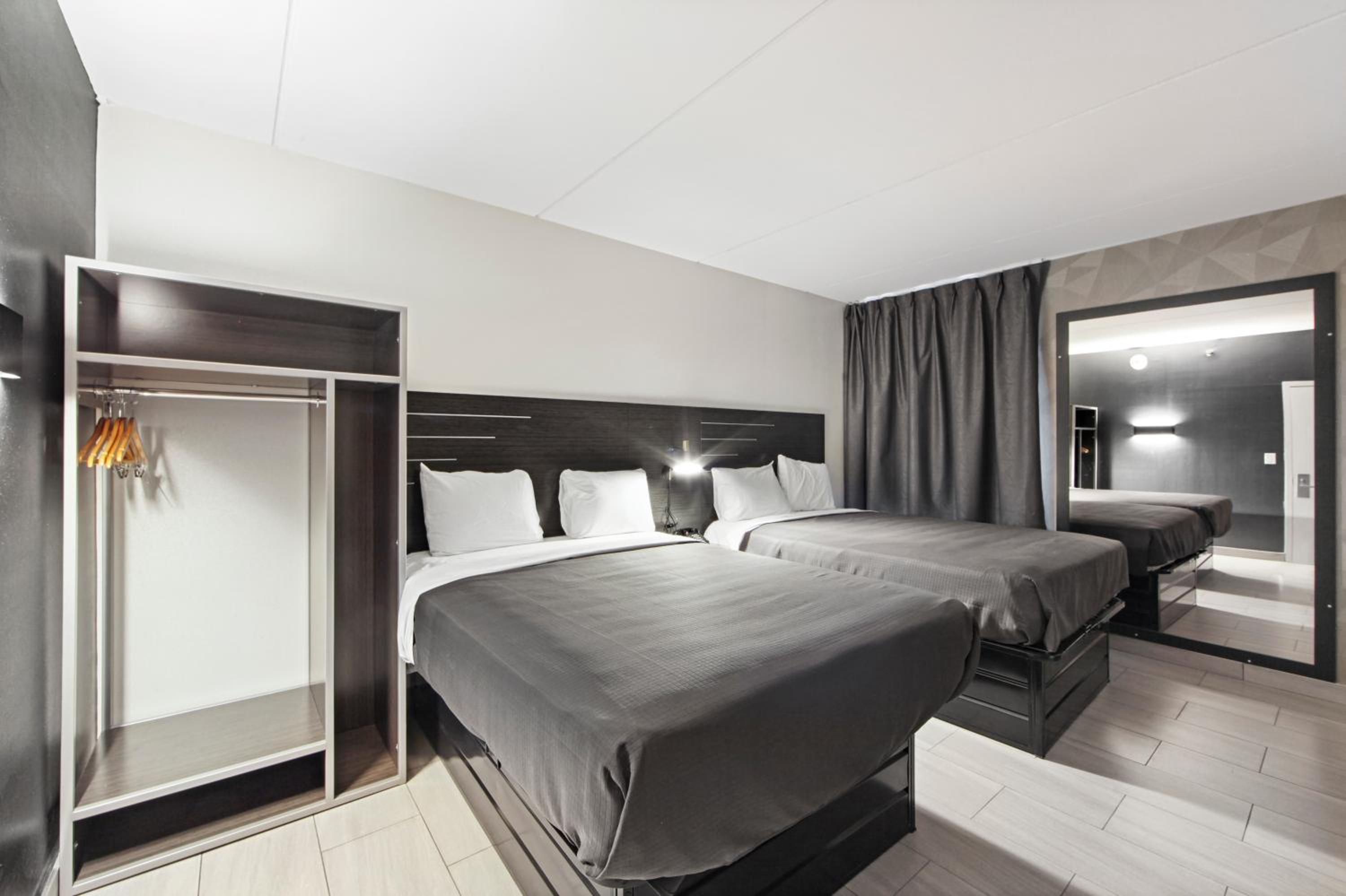 Superior King Room - Photo 2