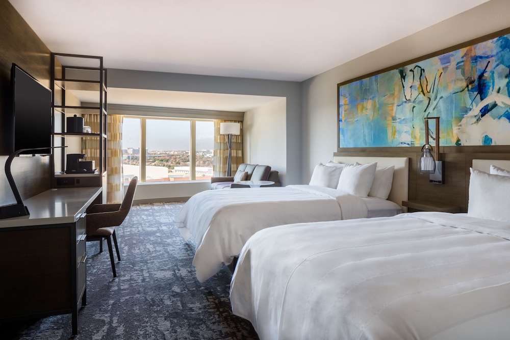 Room, Multiple Beds - Photo 8