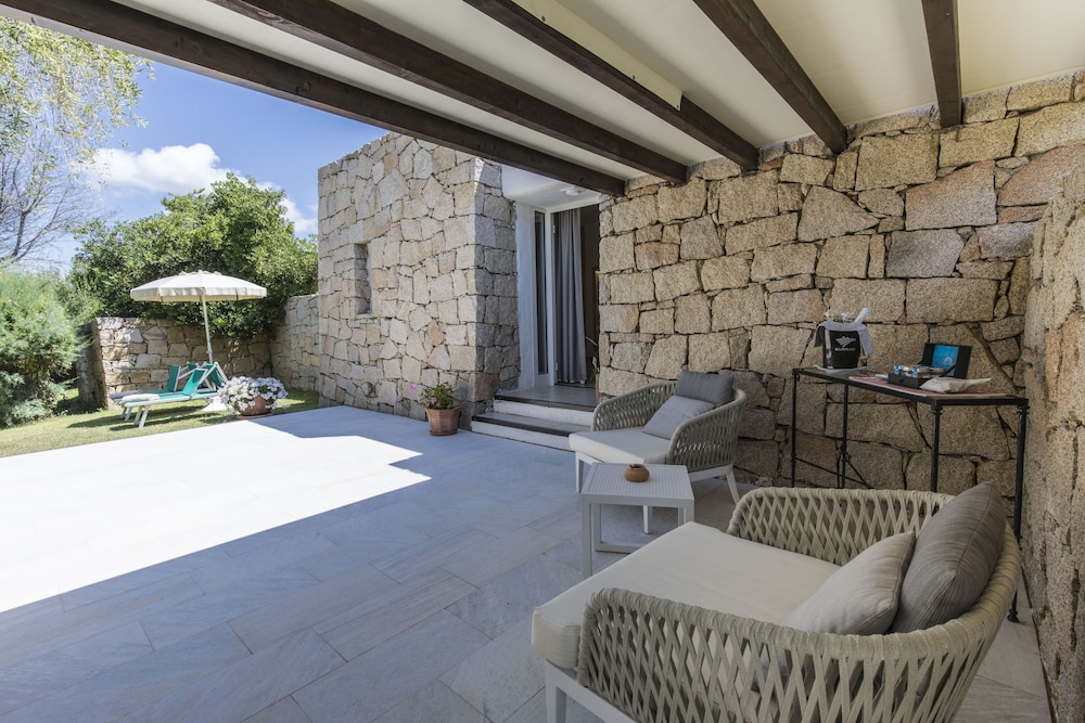 Junior Suite, Garden Area photo 3