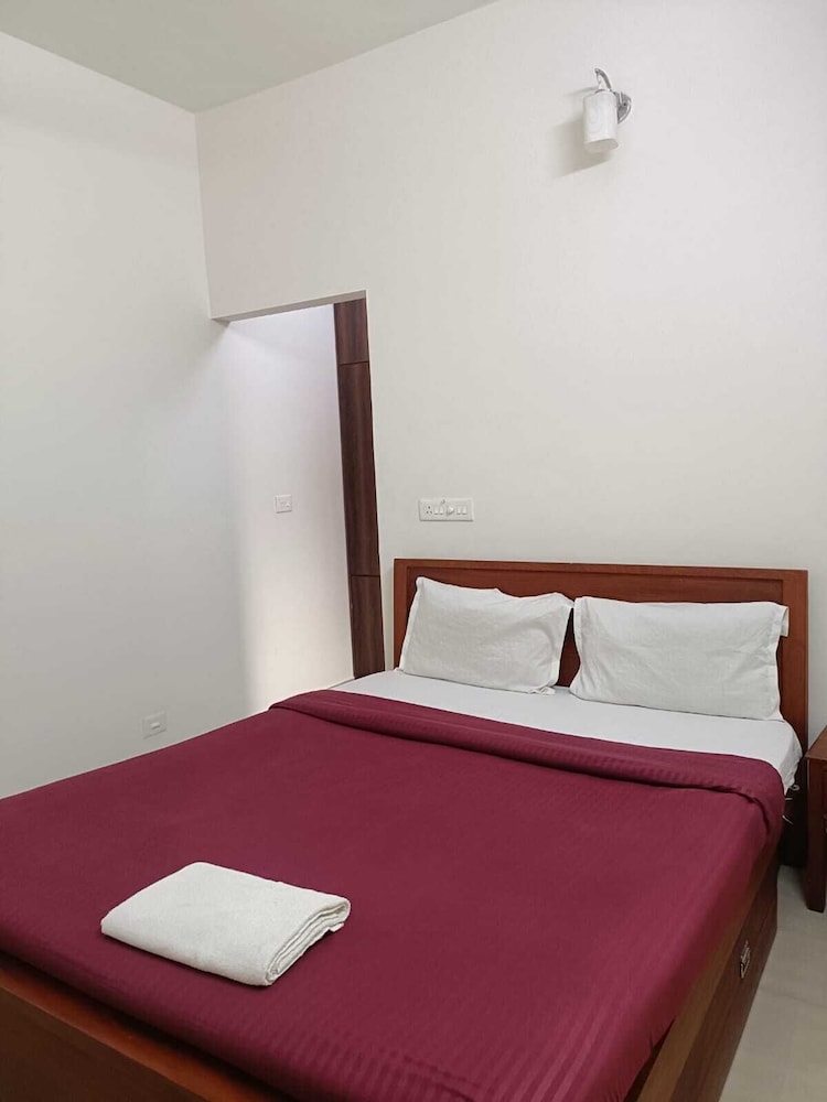 Deluxe Double Room, Balcony, Garden View