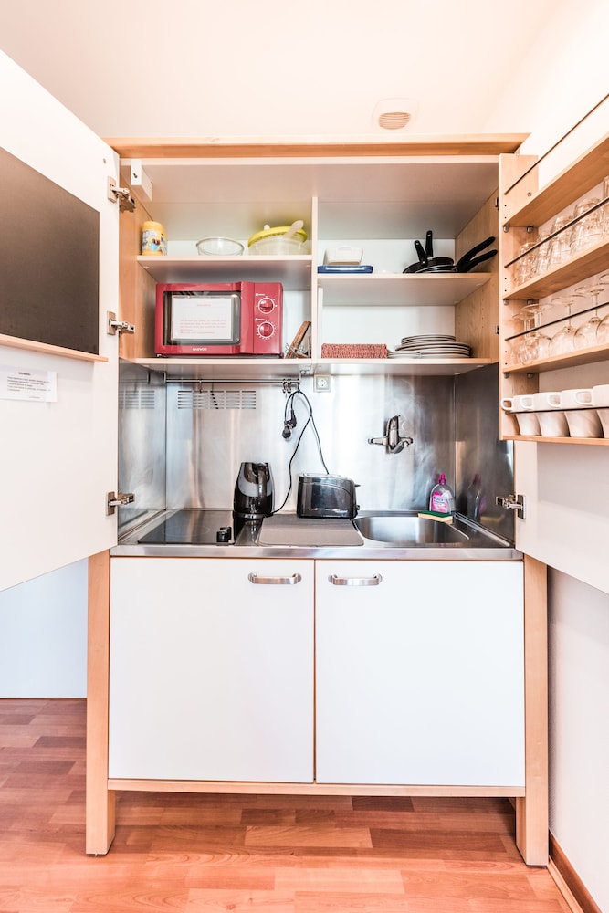 Family Studio, Kitchenette (max. 2 children + 2 adults) photo 3