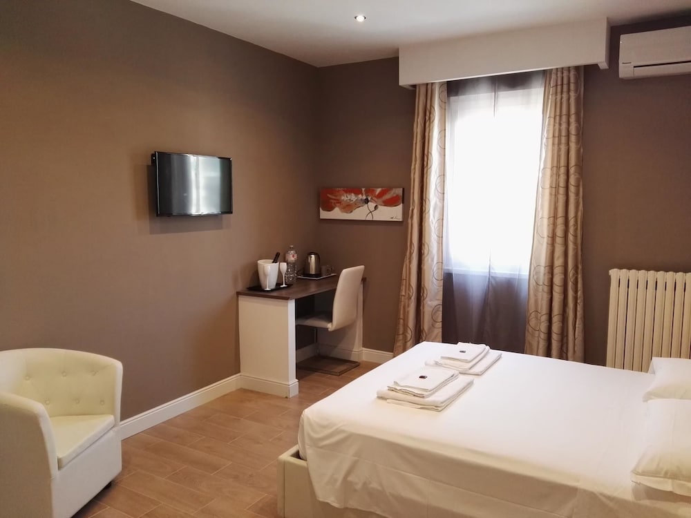 Superior Double Room, Balcony