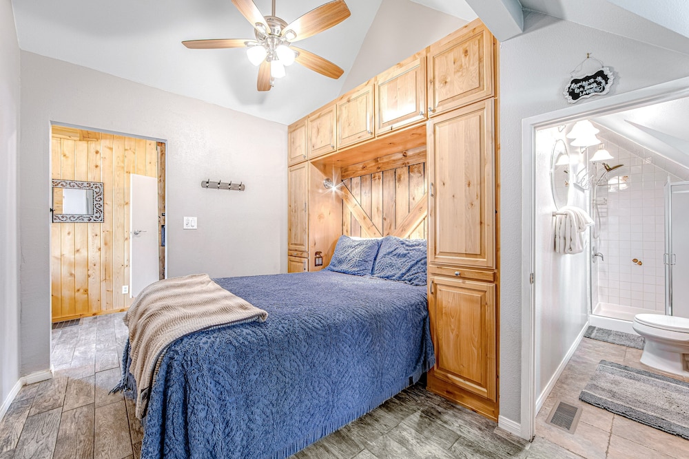 Cabin, Multiple Beds, Pool Access, Mountain View (VC178)