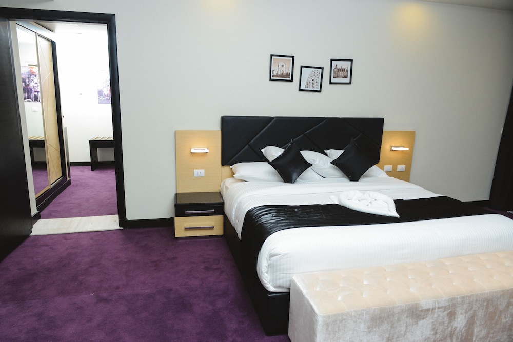 Junior Room, Terrace, Pool View