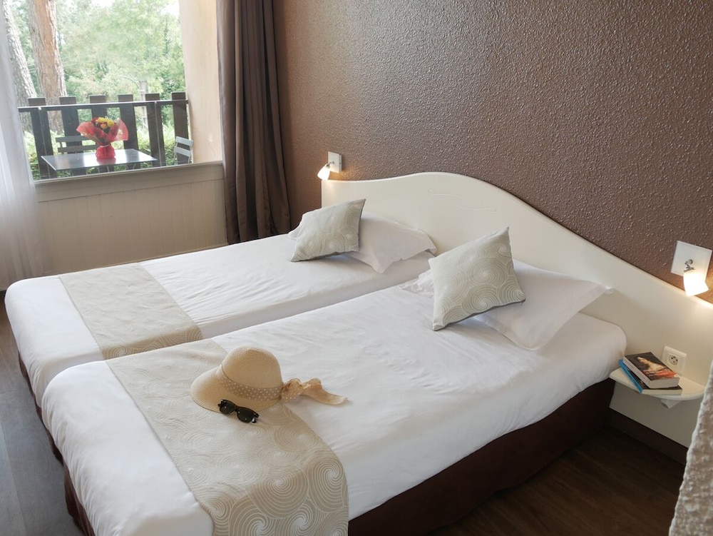Room, Balcony (6) photo 2