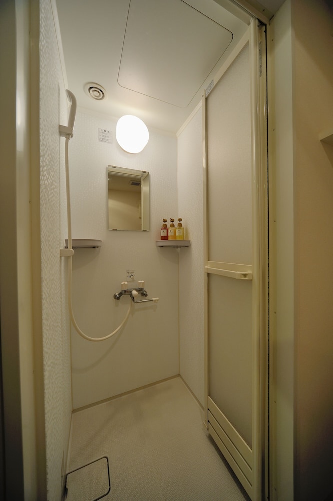Twin Room, Non Smoking, No Housekeeping - Photo 3