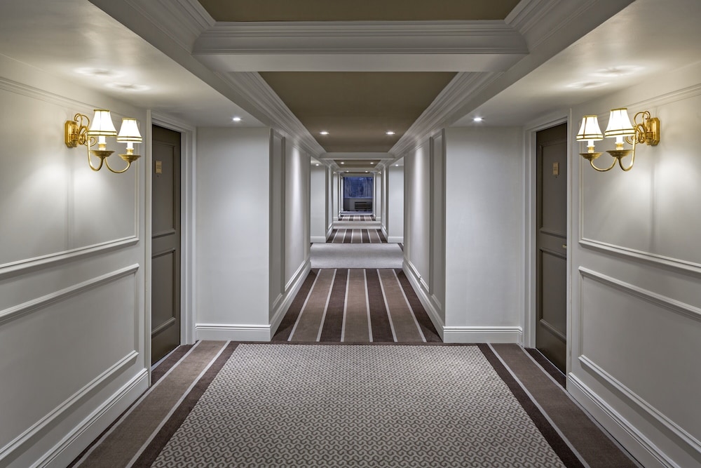Premium Double Room, 2 Double Beds - Photo 4