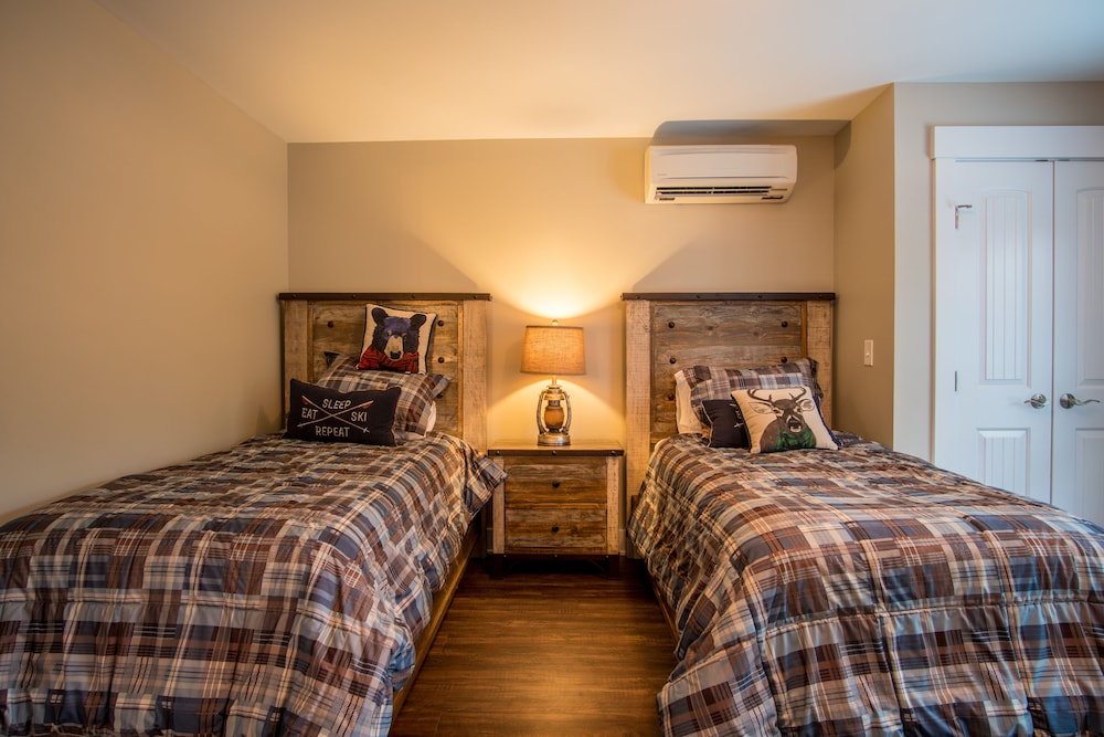 Condo, 3 Bedrooms, Mountainside (1403)