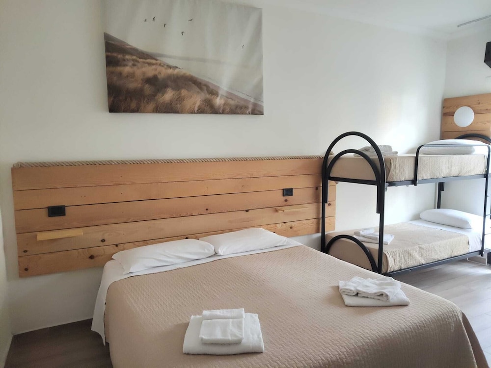 Classic Quadruple Room